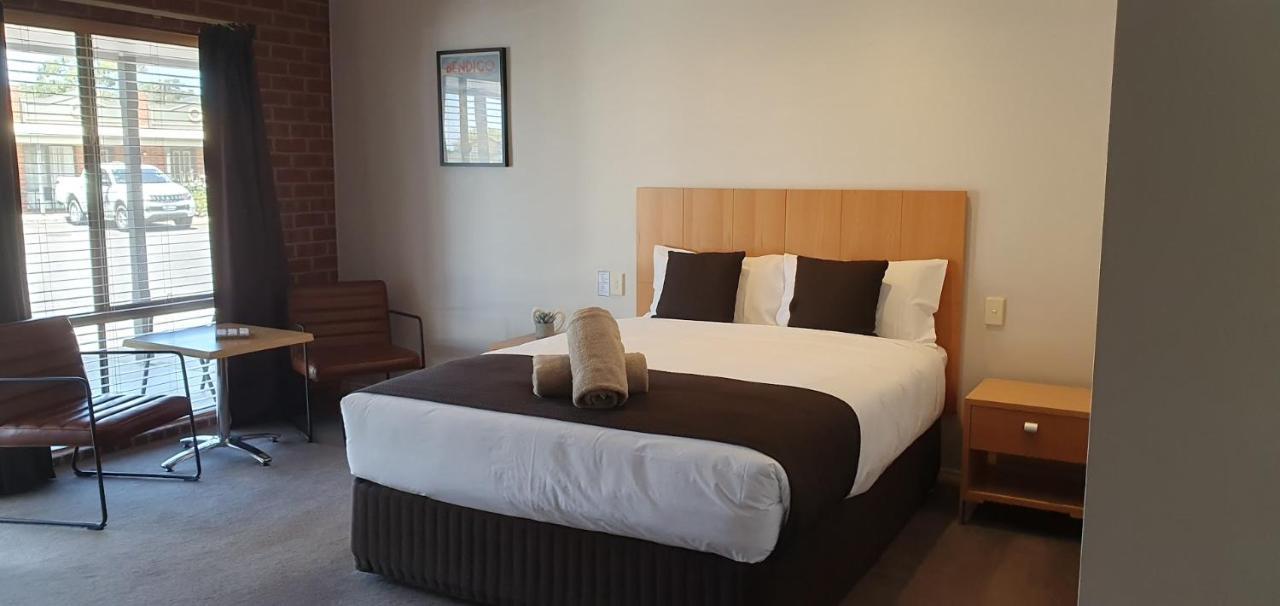 Golden Reef Motor Inn Bendigo Bagian luar foto