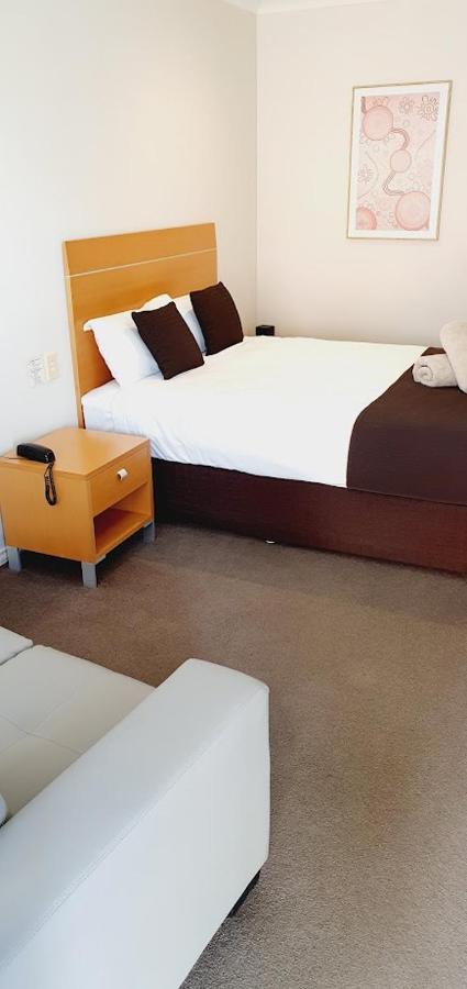 Golden Reef Motor Inn Bendigo Bagian luar foto