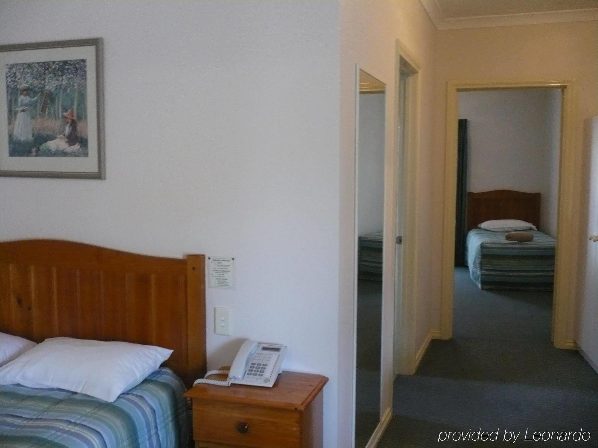 Golden Reef Motor Inn Bendigo Bagian luar foto