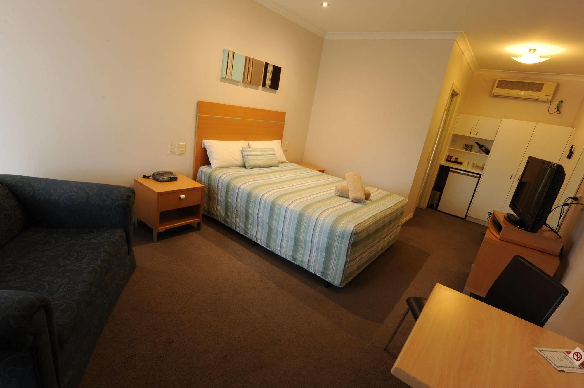 Golden Reef Motor Inn Bendigo Bagian luar foto