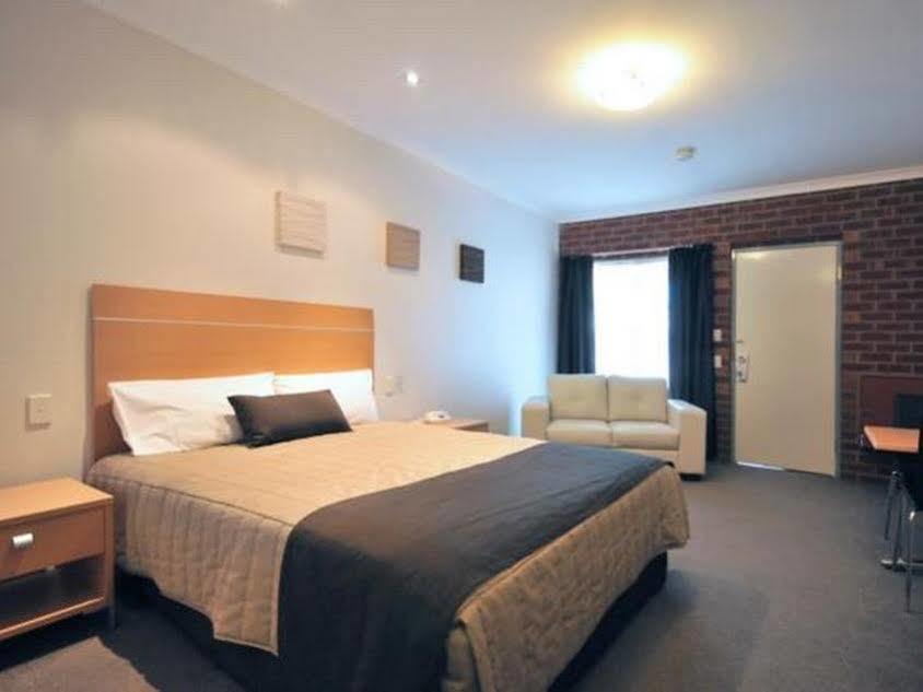 Golden Reef Motor Inn Bendigo Bagian luar foto